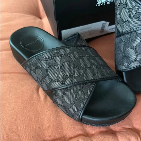 Coach Black Signature Crossover Slide Sandals 8D - Picture 2 of 6